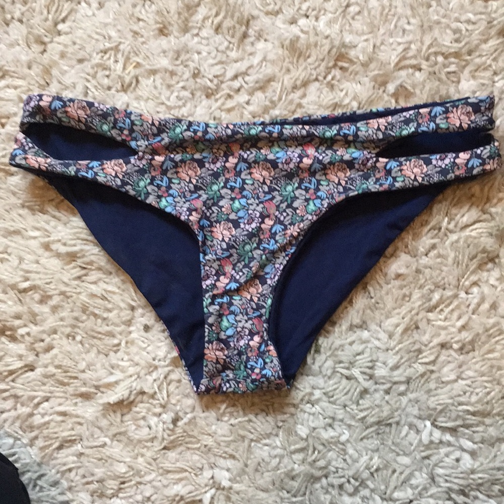 LSPACE reversible bikini bottom.